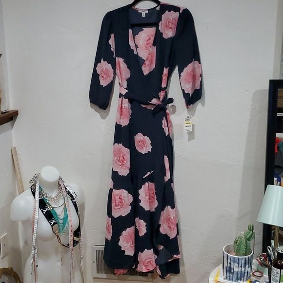 Bar III Floral Print Flounce Wrap Dress Maxi Length Size M - Picture 4 of 13